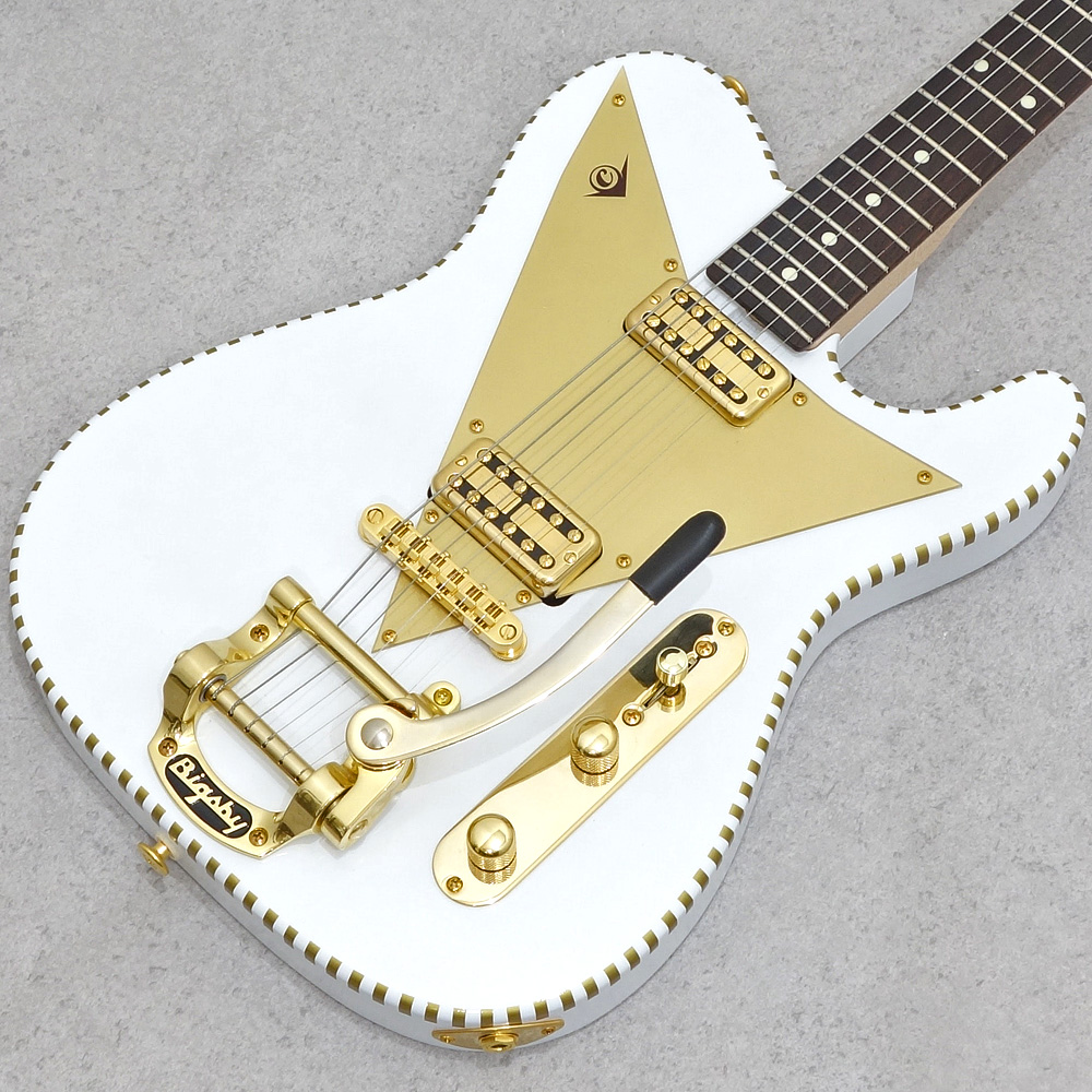 Caramel's Guitar Kitchen <br>W1 Golden White Wolf