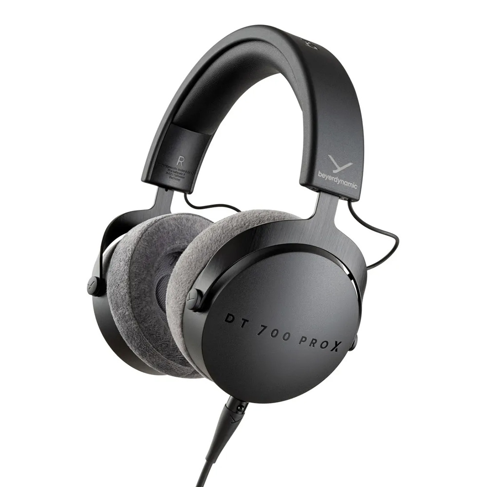beyerdynamic <br>DT 700 PRO X