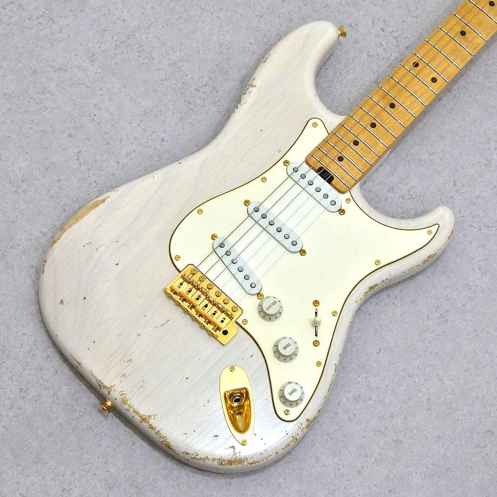 Tsubasa Guitar Workshop <br>Lucy Mid Aged White Blonde