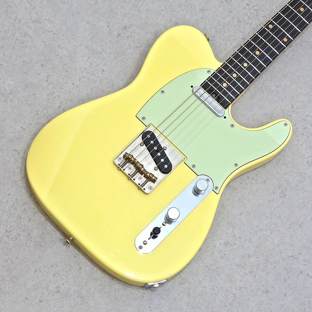 infinite <br>Trad T Vintage White