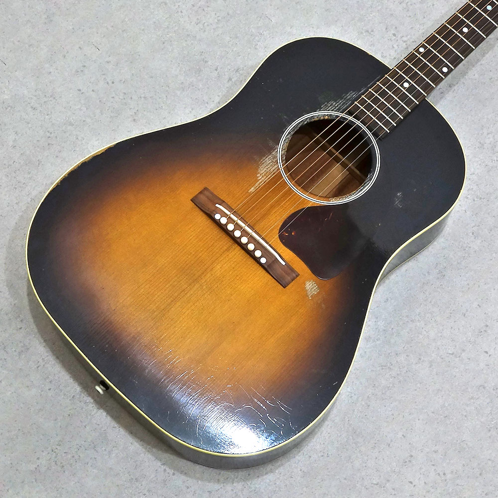 Gibson Custom Shop <br>1942 Banner J-45 Heavy Aged Vintage Sunburst
