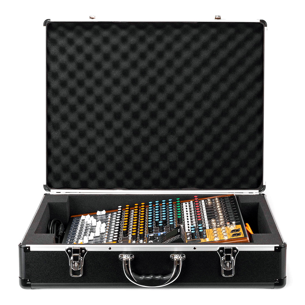 Analog Cases <br>UNISON / Tascam Model 16�p�P�[�X [U616TASC]