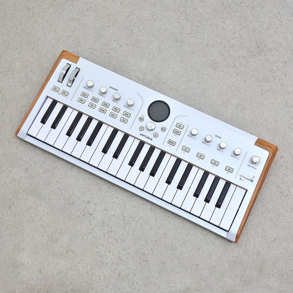 Arturia <br>AstroLab 37