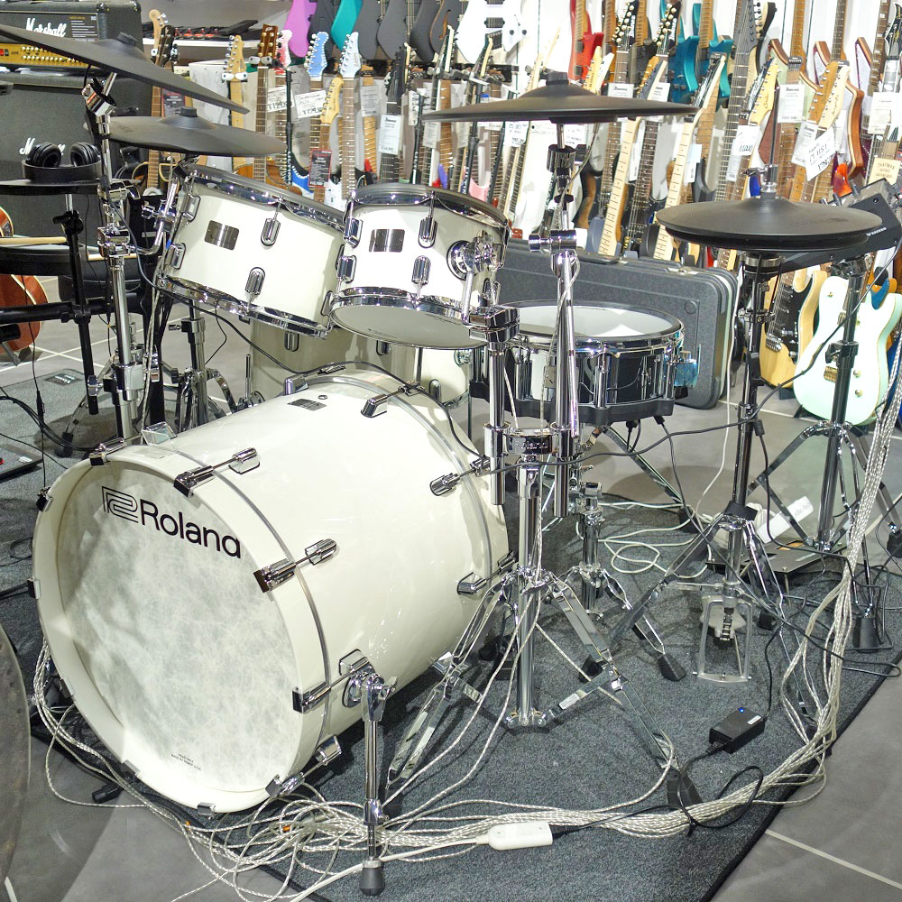 Roland <br>V-Drums Acoustic Design VAD716-PW w/KD-22-PW & DTS-30S