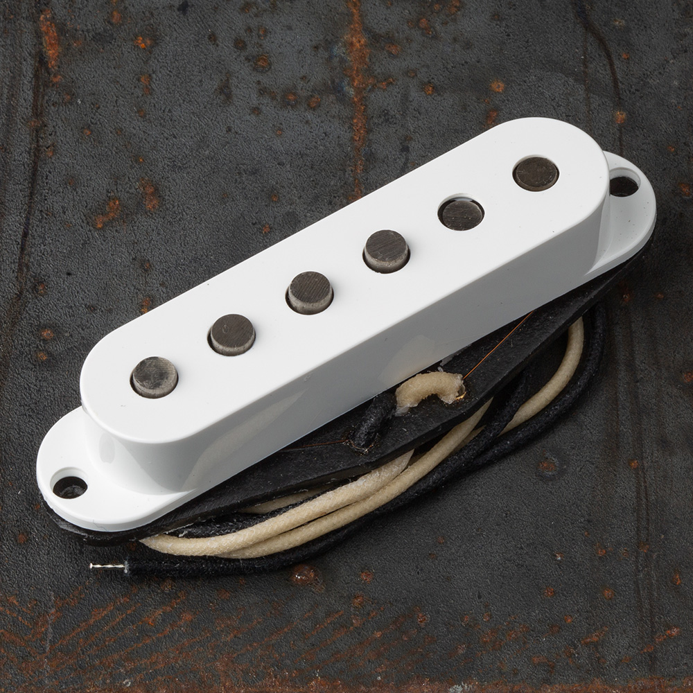 Seymour Duncan <br>ANTIQUITY RETROSPEC'D Texas Hot Strat - Middle/White [RETROSPEC'D AQ-TXHOT RW/RP]