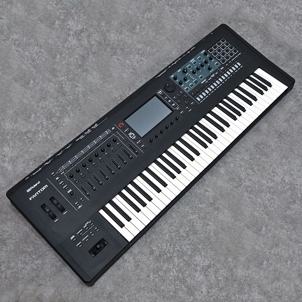 Roland <br>FANTOM-6 MUSIC WORKSTATION