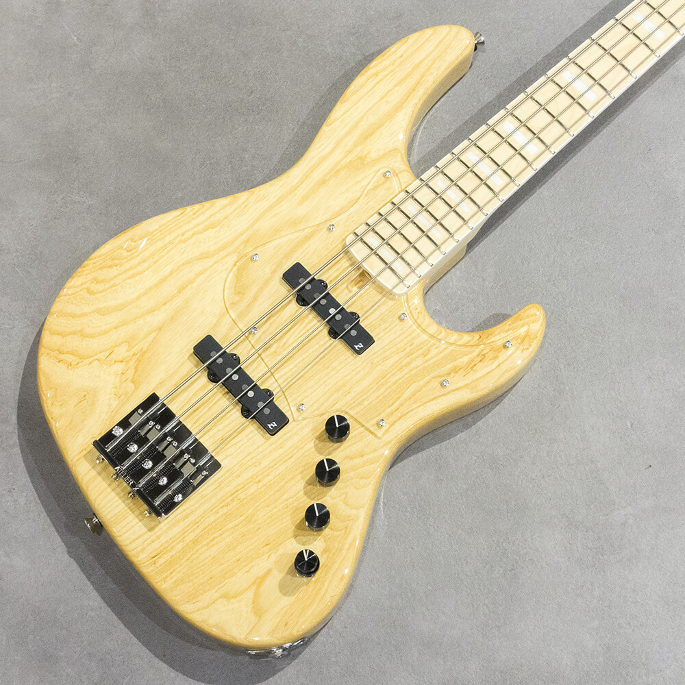 ATELIER Z <br>Beta 4 N/M