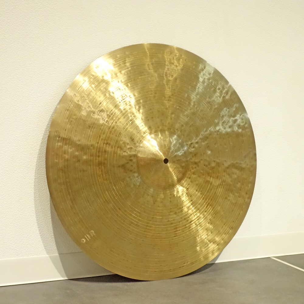 istanbul Agop <br>22" 30th Anniversary Medium Ride