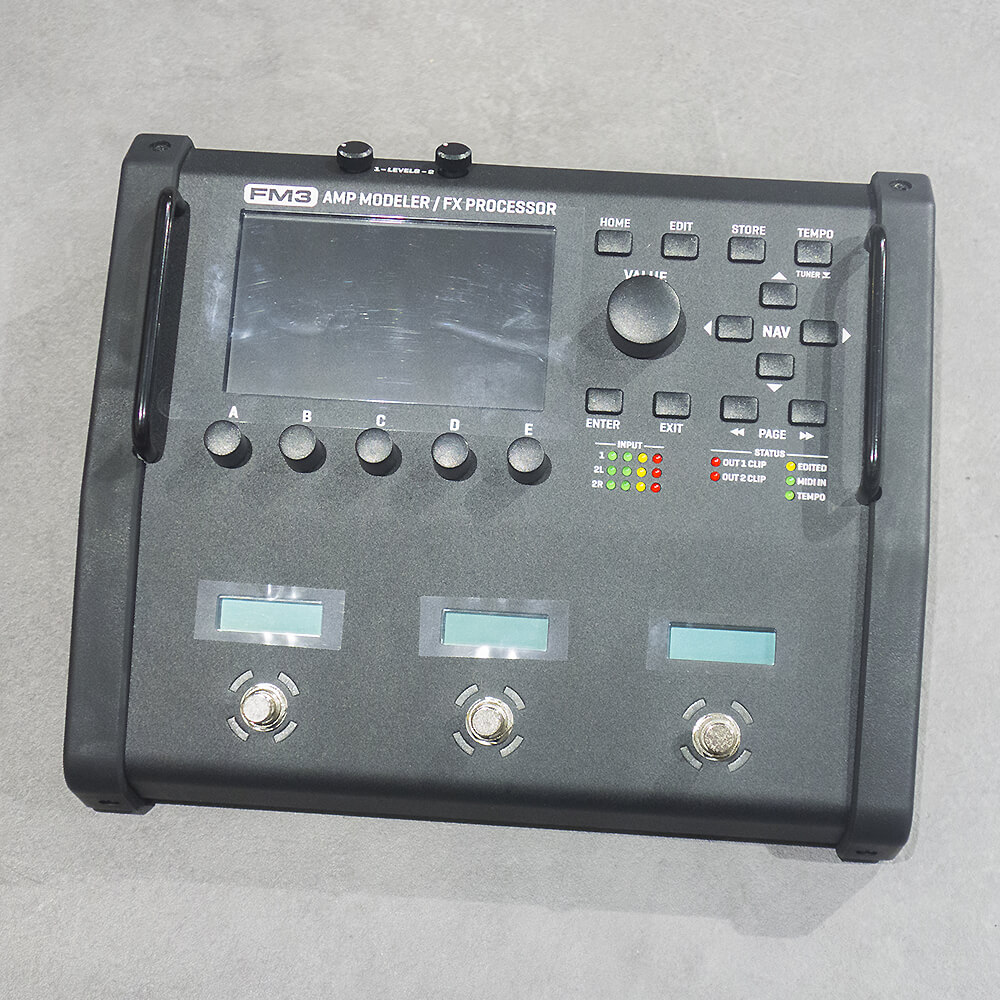 FRACTAL AUDIO SYSTEMS <br>FM3