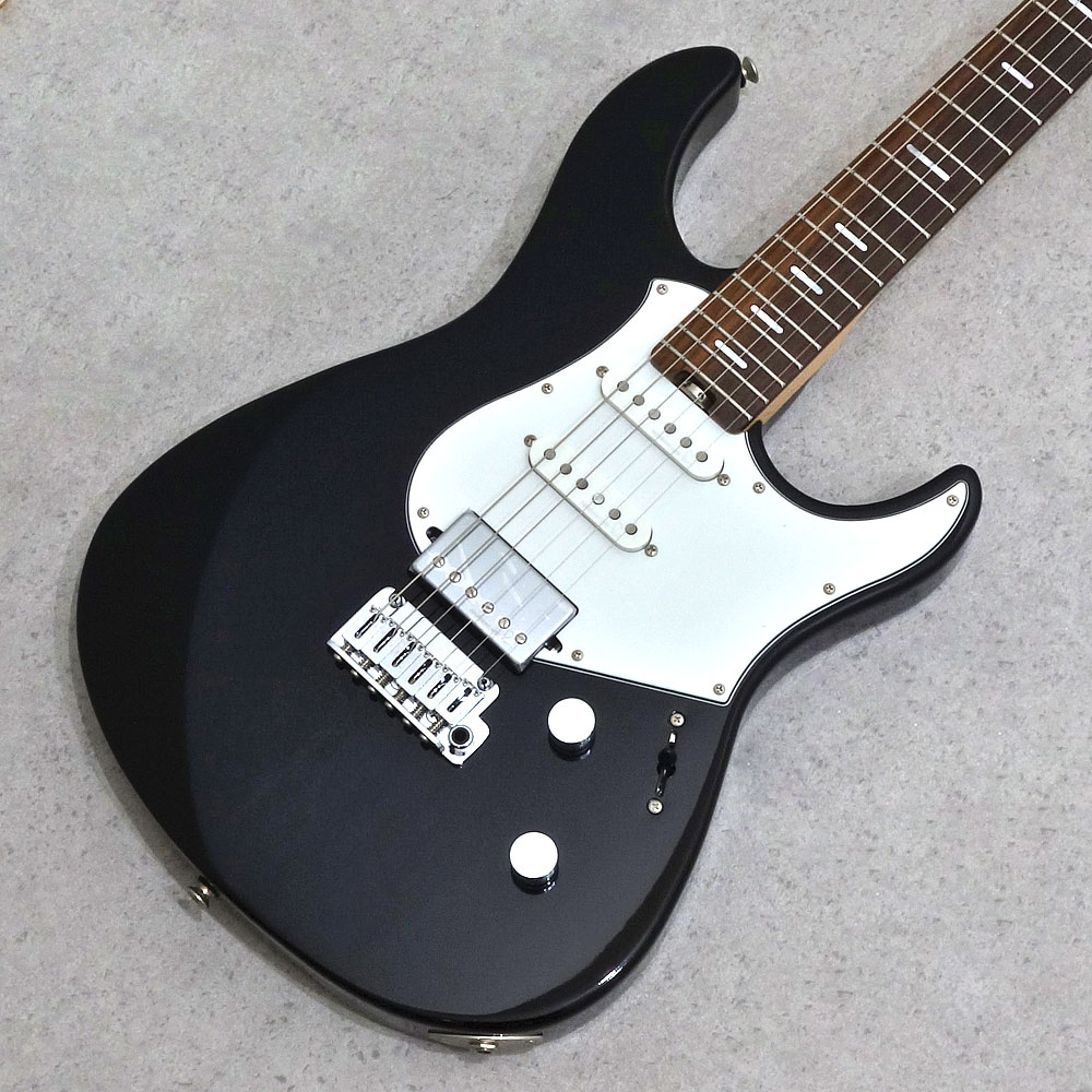 YAMAHA <br>Pacifica Standard Plus PACS+12 Black